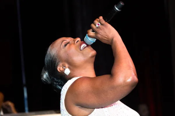 Regina Bell performs at the AFL-CIO Dr. Martin Luther King, Jr. Civil and Human Rights Conference